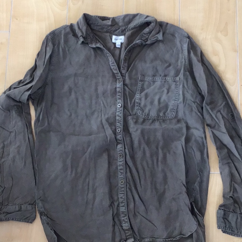 Long back button up olive green shirt